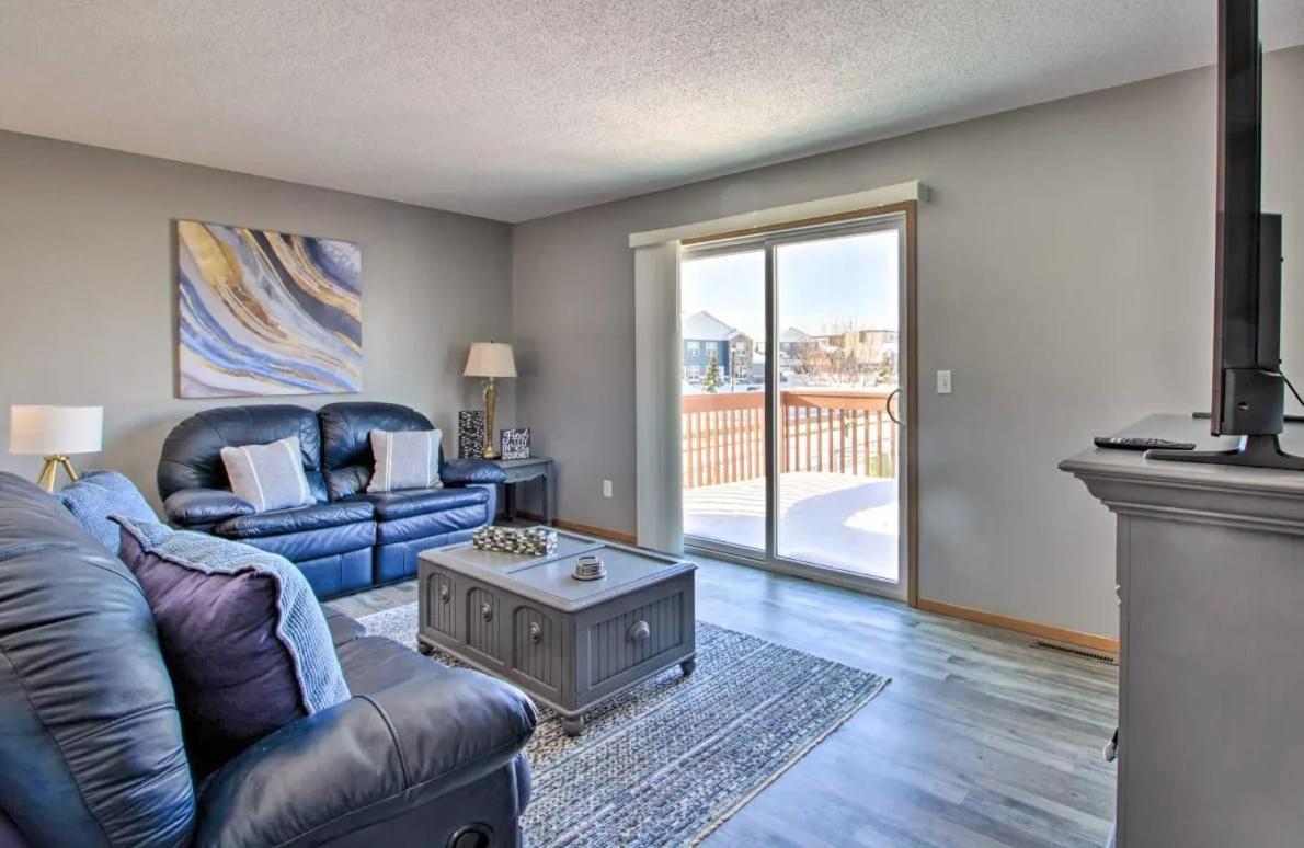 Welcoming West Fargo Retreat W Backyard Villa ภายนอก รูปภาพ