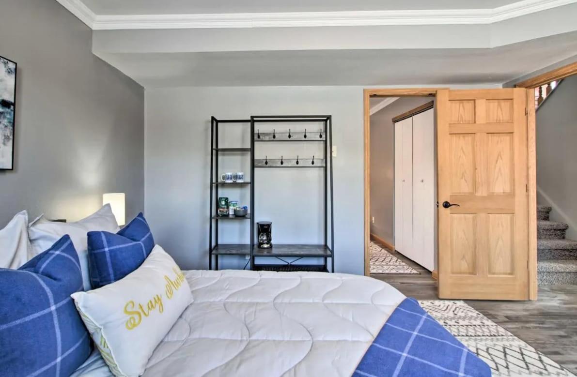 Welcoming West Fargo Retreat W Backyard Villa ภายนอก รูปภาพ