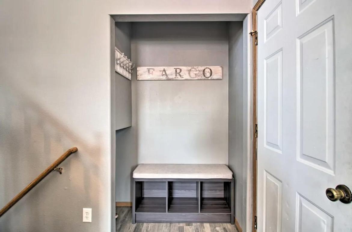 Welcoming West Fargo Retreat W Backyard Villa ภายนอก รูปภาพ
