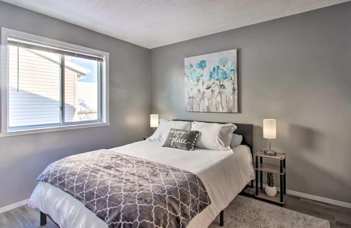 Welcoming West Fargo Retreat W Backyard Villa ภายนอก รูปภาพ